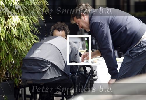 Amsterdam 21 mei 2025
Ruben Nicolai met een vriend op etrras bij de italiaan in Amsterdam zuid.