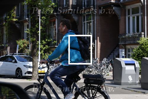 Amsterdam 8 mei 2025
Sander Lantinga op de fiets in amsterdam zuid