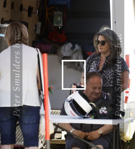 Maria Hoop 10 mei 2025
Sieneke met haar nieuwe vriend Barry Maessen en haar zoontje Dani bij autospeedway wedstrijden in Maria Hoop .
