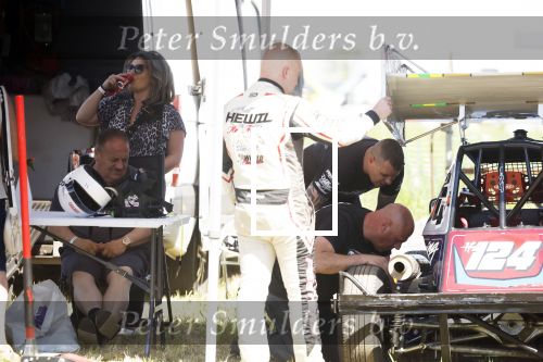 Maria Hoop 10 mei 2025
Sieneke met haar nieuwe vriend Barry Maessen en haar zoontje Dani bij autospeedway wedstrijden in Maria Hoop .