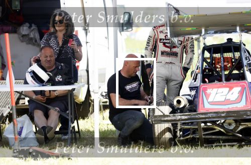 Maria Hoop 10 mei 2025
Sieneke met haar nieuwe vriend Barry Maessen en haar zoontje Dani bij autospeedway wedstrijden in Maria Hoop .