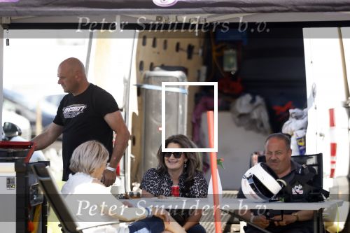 Maria Hoop 10 mei 2025
Sieneke met haar nieuwe vriend Barry Maessen en haar zoontje Dani bij autospeedway wedstrijden in Maria Hoop .