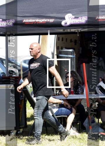 Maria Hoop 10 mei 2025
Sieneke met haar nieuwe vriend Barry Maessen en haar zoontje Dani bij autospeedway wedstrijden in Maria Hoop .