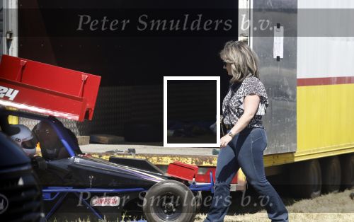 Maria Hoop 10 mei 2025
Sieneke met haar nieuwe vriend Barry Maessen en haar zoontje Dani bij autospeedway wedstrijden in Maria Hoop .