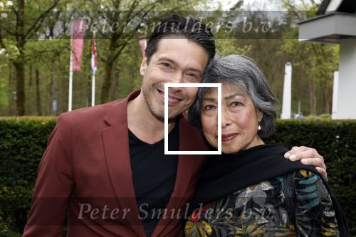 Renkum 21 april 2025
Ronnie Tober 80 jaar . Hij geeft feest in restaurant Campman in Renkum . Zijn partner Jan Jochems is natuurlijk aanwezig . Sjors v d Panne met zijn. moeder