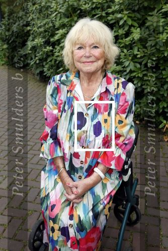 Renkum 21 april 2025
Ronnie Tober 80 jaar . Hij geeft feest in restaurant Campman in Renkum . Zijn partner Jan Jochems is natuurlijk aanwezig . Tineke de Nooij