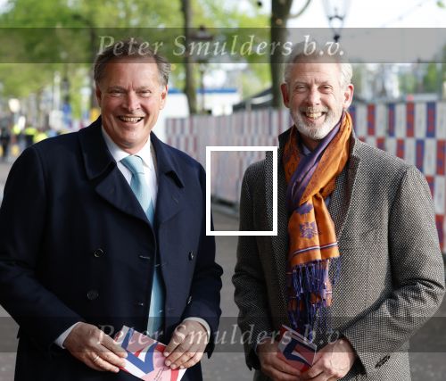 Amsterdam 5 mei 2026
5 mei Concert op de Amstel voor bevrijdingsdag . Koning Willem Alexander en Koningin Maxima zijn aanwezig .
Albert Verlinde kwam met partner Onno Hoes