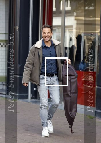 Amsterdam 11 mei 2026
Aran Bade heeft bij Oger op de pc hooftstraat zijn kleding opgehaald voor het songfestival .
