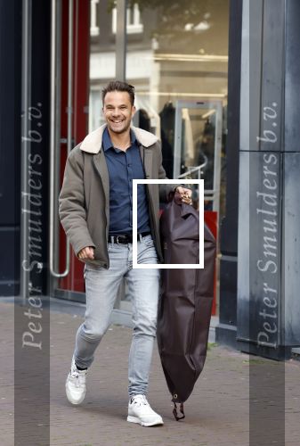 Amsterdam 11 mei 2026
Aran Bade heeft bij Oger op de pc hooftstraat zijn kleding opgehaald voor het songfestival .