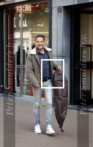 Amsterdam 11 mei 2026
Aran Bade heeft bij Oger op de pc hooftstraat zijn kleding opgehaald voor het songfestival .