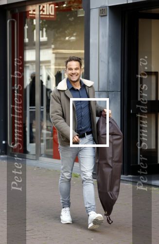 Amsterdam 11 mei 2026
Aran Bade heeft bij Oger op de pc hooftstraat zijn kleding opgehaald voor het songfestival .