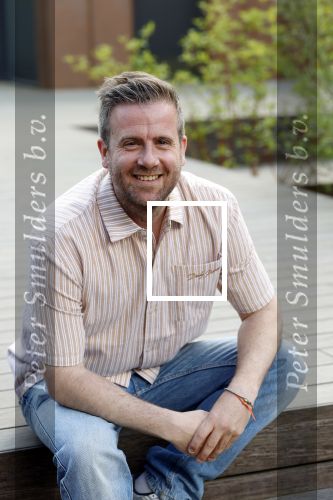 Hoenderloo 7 mei 2026
Perspresentatie cast musical We zijn toch familie -. De cast bestaat uit : Paul de Leeuw, Annick Boer, Bart van Veldhoven, Martijn Kardol en RenÃ©e de Gruijl