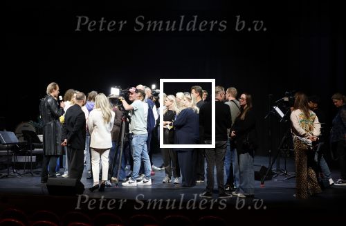 Amsterdam 11 mei 2026
Castpresentatie nieuwe versie musical Cabaret in het deLaMar theater -De cast bestaat oa uit : Hajo Bruins, Sylvia Poorta, Gaia Aikman, Chantal Janzen, Milan Sekeris, Freek Bartels,Marisa van Eyle en Valentijn Bernard
