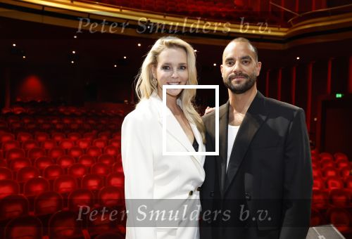 Amsterdam 11 mei 2026
Castpresentatie nieuwe versie musical Cabaret in het deLaMar theater -De cast bestaat oa uit : Hajo Bruins, Sylvia Poorta, Gaia Aikman, Chantal Janzen, Milan Sekeris, Freek Bartels,Marisa van Eyle en Valentijn Bernard