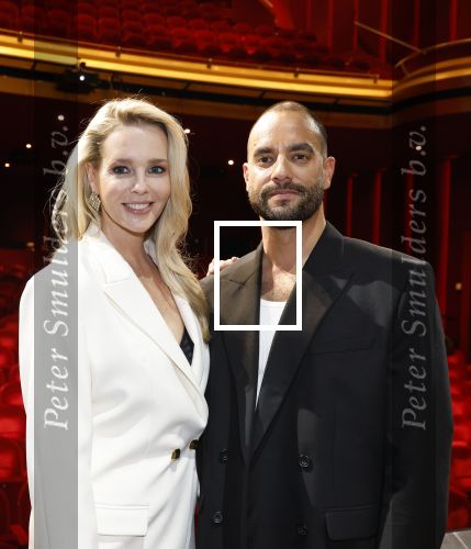 Amsterdam 11 mei 2026
Castpresentatie nieuwe versie musical Cabaret in het deLaMar theater -De cast bestaat oa uit : Hajo Bruins, Sylvia Poorta, Gaia Aikman, Chantal Janzen, Milan Sekeris, Freek Bartels,Marisa van Eyle en Valentijn Bernard