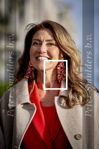 Amsterdam 5 mei 2026
5 mei Concert op de Amstel voor bevrijdingsdag . Koning Willem Alexander en Koningin Maxima zijn aanwezig .
Tineke Schouten en Splinter Chabot presenteren het . De artiesten die opterden zijn Roxeanne Hazes Acda en de Munnik Miss Envy Peru Edsilia Rombley Rolf Sanches en Fleur Raateland . Dilan Yesilgoz