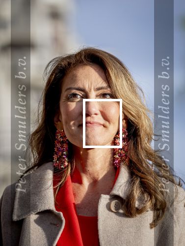 Amsterdam 5 mei 2026
5 mei Concert op de Amstel voor bevrijdingsdag . Koning Willem Alexander en Koningin Maxima zijn aanwezig .
Tineke Schouten en Splinter Chabot presenteren het . De artiesten die opterden zijn Roxeanne Hazes Acda en de Munnik Miss Envy Peru Edsilia Rombley Rolf Sanches en Fleur Raateland . Dilan Yesilgoz