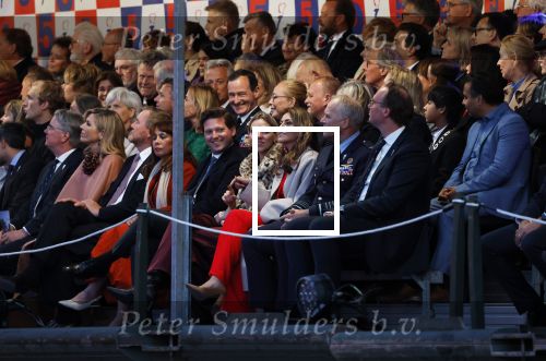 Amsterdam 5 mei 2026
5 mei Concert op de Amstel voor bevrijdingsdag . Koning Willem Alexander en Koningin Maxima zijn aanwezig .
Tineke Schouten en Splinter Chabot presenteren het . De artiesten die opterden zijn Roxeanne Hazes Acda en de Munnik Miss Envy Peru Edsilia Rombley Rolf Sanches en Fleur Raateland . Jamai Looman is dirigent .