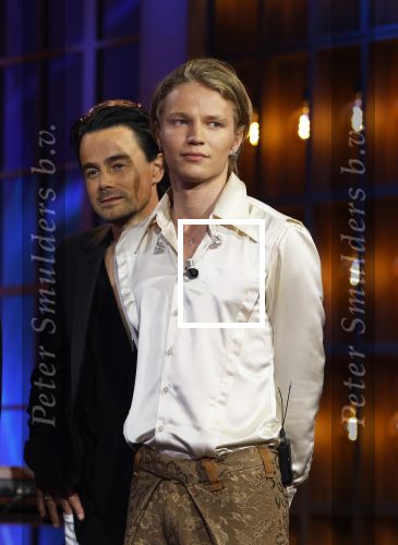 Hilversum 8 mei 2026
Finale van the Voice of Holland met Chantal janzen en Edson da Graca . De coaches zijn Suzen & freek Willie Wartaal Dinand Woesthoff en Ilse de Lange . de Finalisten Ruben Hillen Nieloefaar Bahadori Sanne v Assouw en Thijs Veldhuis . De bekendmaking was in RTL Tonight met Humberto Tan als presentator.