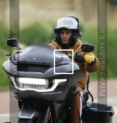 Amstelveen 11 mei 2026
Douwe Bob op zijn dikke Harley davidson