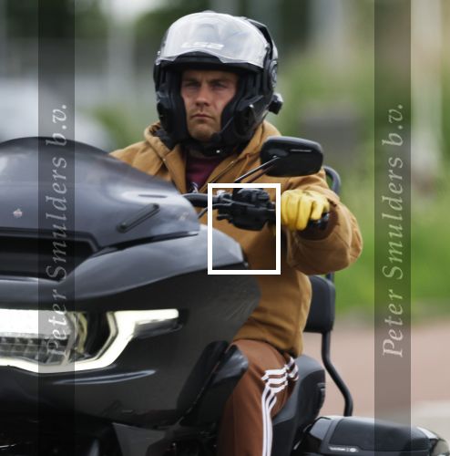 Amstelveen 11 mei 2026
Douwe Bob op zijn dikke Harley davidson