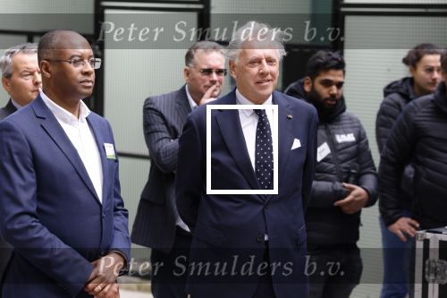 Almere 12 mei 2026
Koningin Maxima opent het nieuwe gebouw van Stichting Aap . Ed Nijpels zit in het bestuur van stichting Aap