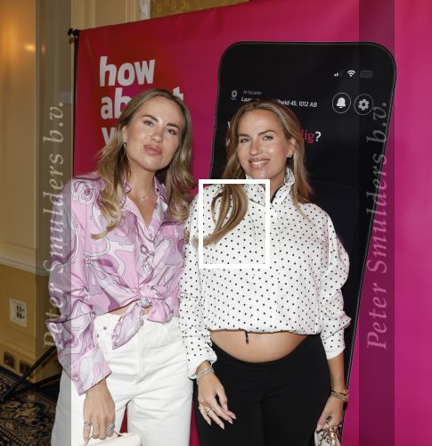 Amsterdam 11 mei 2026
Presenatie nieuwe how about you veiligheids app in het Amstel Hotel . Geeta Girdhari is de initiatiefnemer van de app. Esther Vedder en Anne Vedder