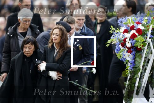 Amsterdam 4 mei 2026
Dodenherdenking 2026 op de dam met oa aanwezig Koning Willem Alexander en Koningin Maxima . Familie Klemann ( Monique en Suzanne)
