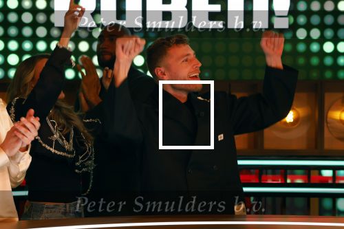 Hilversum 8 mei 2026
Finale van the Voice of Holland met Chantal janzen en Edson da Graca . De coaches zijn Suzen & freek Willie Wartaal Dinand Woesthoff en Ilse de Lange . de Finalisten Ruben Hillen Nieloefaar Bahadori Sanne v Assouw en Thijs Veldhuis . De bekendmaking was in RTL Tonight met Humberto Tan als presentator.