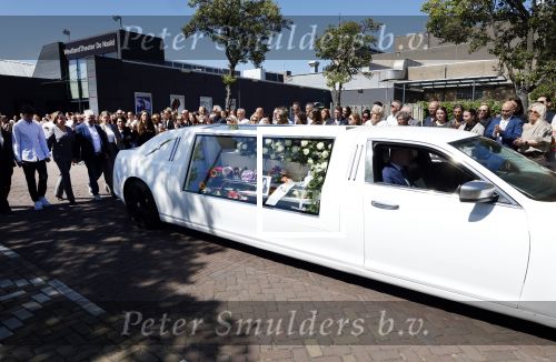 s Gravenzande 1 mei 2026
Begrafenis Jade Kops . Koningin Maxima heeft een mooi bloemstuk gestuurd