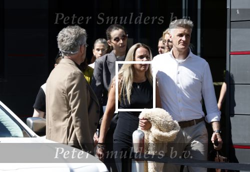 s Gravenzande 1 mei 2026
Begrafenis Jade Kops . Koningin Maxima heeft een mooi bloemstuk gestuurd .