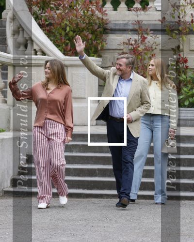 Den Haag 21 mei 2026
Fotouurtje met de koninklijke familie in de Hollandse tuin van Park Clingendael . Aanwezig Koning Willem Alexander Koningin Maxima Prinses Amalia Prinses Alexia en Prinses Ariane .