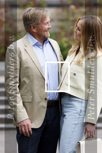 Den Haag 21 mei 2026
Fotouurtje met de koninklijke familie in de Hollandse tuin van Park Clingendael . Aanwezig Koning Willem Alexander Koningin Maxima Prinses Amalia Prinses Alexia en Prinses Ariane .