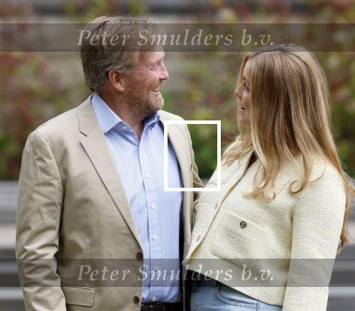 Den Haag 21 mei 2026
Fotouurtje met de koninklijke familie in de Hollandse tuin van Park Clingendael . Aanwezig Koning Willem Alexander Koningin Maxima Prinses Amalia Prinses Alexia en Prinses Ariane .
