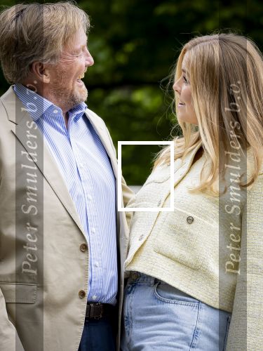 Den Haag 21 mei 2026
Fotouurtje met de koninklijke familie in de Hollandse tuin van Park Clingendael . Aanwezig Koning Willem Alexander Koningin Maxima Prinses Amalia Prinses Alexia en Prinses Ariane .