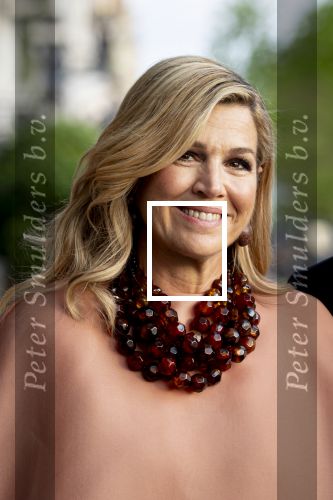 Amsterdam 5 mei 2026
5 mei Concert op de Amstel voor bevrijdingsdag . Koning Willem Alexander en Koningin Maxima zijn aanwezig .
Tineke Schouten en Splinter Chabot presenteren het . De artiesten die opterden zijn Roxeanne Hazes Acda en de Munnik Miss Envy Peru Edsilia Rombley Rolf Sanches en Fleur Raateland . Jamai Looman is dirigent .