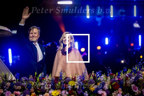 Amsterdam 5 mei 2026
5 mei Concert op de Amstel voor bevrijdingsdag . Koning Willem Alexander en Koningin Maxima zijn aanwezig .
Tineke Schouten en Splinter Chabot presenteren het . De artiesten die opterden zijn Roxeanne Hazes Acda en de Munnik Miss Envy Peru Edsilia Rombley Rolf Sanches en Fleur Raateland . Jamai Looman is dirigent .