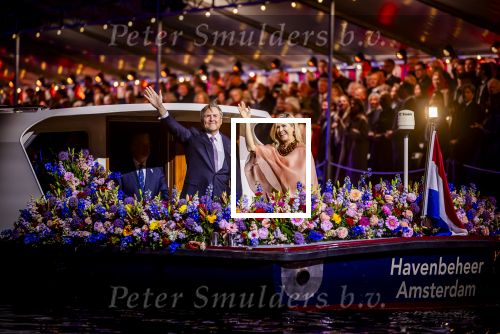 Amsterdam 5 mei 2026
5 mei Concert op de Amstel voor bevrijdingsdag . Koning Willem Alexander en Koningin Maxima zijn aanwezig .
Tineke Schouten en Splinter Chabot presenteren het . De artiesten die opterden zijn Roxeanne Hazes Acda en de Munnik Miss Envy Peru Edsilia Rombley Rolf Sanches en Fleur Raateland . Jamai Looman is dirigent .