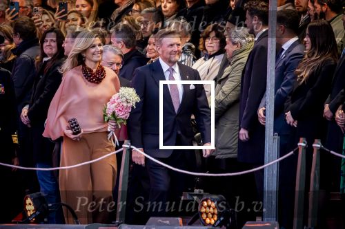 Amsterdam 5 mei 2026
5 mei Concert op de Amstel voor bevrijdingsdag . Koning Willem Alexander en Koningin Maxima zijn aanwezig .
Tineke Schouten en Splinter Chabot presenteren het . De artiesten die opterden zijn Roxeanne Hazes Acda en de Munnik Miss Envy Peru Edsilia Rombley Rolf Sanches en Fleur Raateland . Jamai Looman is dirigent .