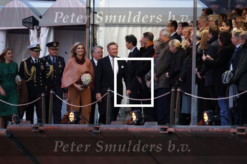Amsterdam 5 mei 2026
5 mei Concert op de Amstel voor bevrijdingsdag . Koning Willem Alexander en Koningin Maxima zijn aanwezig .
Tineke Schouten en Splinter Chabot presenteren het . De artiesten die opterden zijn Roxeanne Hazes Acda en de Munnik Miss Envy Peru Edsilia Rombley Rolf Sanches en Fleur Raateland . Jamai Looman is dirigent .
