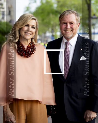 Amsterdam 5 mei 2026
5 mei Concert op de Amstel voor bevrijdingsdag . Koning Willem Alexander en Koningin Maxima zijn aanwezig .
Tineke Schouten en Splinter Chabot presenteren het . De artiesten die opterden zijn Roxeanne Hazes Acda en de Munnik Miss Envy Peru Edsilia Rombley Rolf Sanches en Fleur Raateland . Jamai Looman is dirigent .