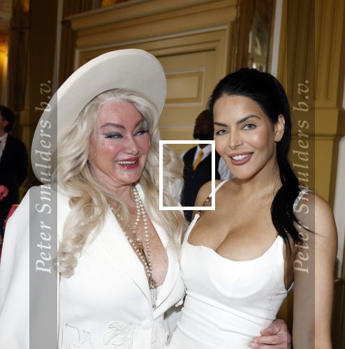 Amsterdam 11 mei 2026
Presenatie nieuwe how about you veiligheids app in het Amstel Hotel . Geeta Girdhari is de initiatiefnemer van de app. Marjan Strijbosch en Elvira Penthesilea