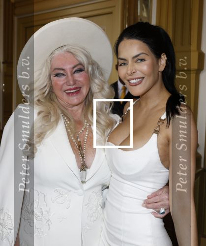 Amsterdam 11 mei 2026
Presenatie nieuwe how about you veiligheids app in het Amstel Hotel . Geeta Girdhari is de initiatiefnemer van de app. Marjan Strijbosch en Elvira Penthesilea