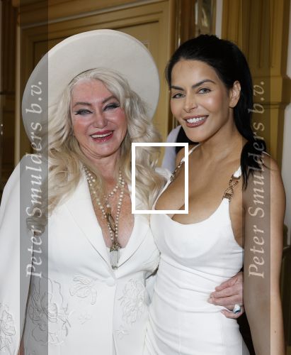 Amsterdam 11 mei 2026
Presenatie nieuwe how about you veiligheids app in het Amstel Hotel . Geeta Girdhari is de initiatiefnemer van de app. Marjan Strijbosch en Elvira Penthesilea