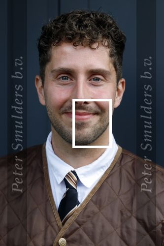 Hoenderloo 7 mei 2026
Perspresentatie cast musical We zijn toch familie -. De cast bestaat uit : Paul de Leeuw, Annick Boer, Bart van Veldhoven, Martijn Kardol en RenÃ©e de Gruijl