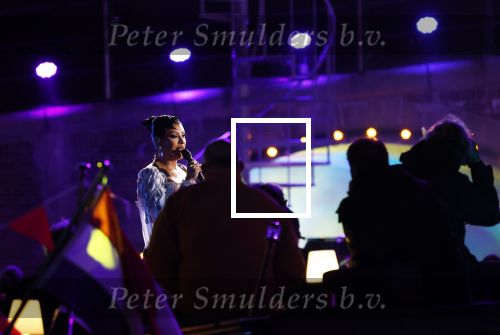 Amsterdam 5 mei 2026
5 mei Concert op de Amstel voor bevrijdingsdag . Koning Willem Alexander en Koningin Maxima zijn aanwezig .
Tineke Schouten en Splinter Chabot presenteren het . De artiesten die opterden zijn Roxeanne Hazes Acda en de Munnik Miss Envy Peru Edsilia Rombley Rolf Sanches en Fleur Raateland . Jamai Looman is dirigent .