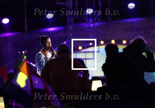 Amsterdam 5 mei 2026
5 mei Concert op de Amstel voor bevrijdingsdag . Koning Willem Alexander en Koningin Maxima zijn aanwezig .
Tineke Schouten en Splinter Chabot presenteren het . De artiesten die opterden zijn Roxeanne Hazes Acda en de Munnik Miss Envy Peru Edsilia Rombley Rolf Sanches en Fleur Raateland . Jamai Looman is dirigent .