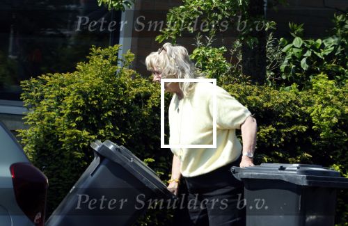 Muiderberg Muiden 8 9 mei 2026
Peter Holt gaat met een vriend vanaf zijn huis naar cafe Ome Ko in Muiden waar ze lekker op terras gaan zitten . Een kennis zet de de vuilnisbakken bij de deur neer