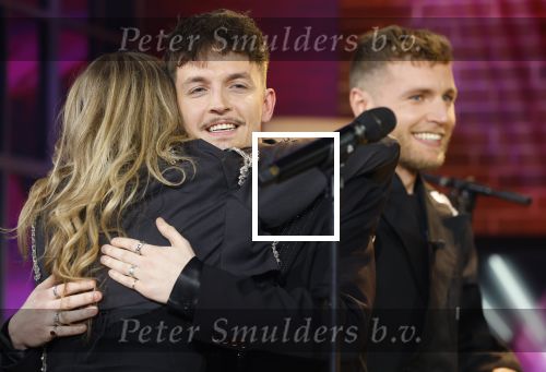 Hilversum 8 mei 2026
Finale van the Voice of Holland met Chantal janzen en Edson da Graca . De coaches zijn Suzen & freek Willie Wartaal Dinand Woesthoff en Ilse de Lange . de Finalisten Ruben Hillen Nieloefaar Bahadori Sanne v Assouw en Thijs Veldhuis . De bekendmaking was in RTL Tonight met Humberto Tan als presentator.