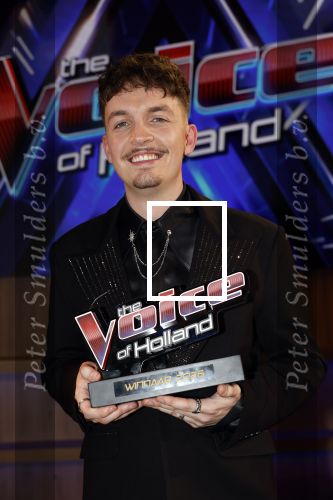 Hilversum 8 mei 2026
Finale van the Voice of Holland met Chantal janzen en Edson da Graca . De coaches zijn Suzen & freek Willie Wartaal Dinand Woesthoff en Ilse de Lange . de Finalisten Ruben Hillen Nieloefaar Bahadori Sanne v Assouw en Thijs Veldhuis . De bekendmaking was in RTL Tonight met Humberto Tan als presentator.